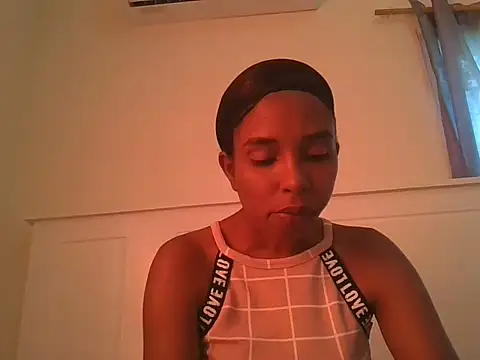 ZeynepLovely online show from May 8, 1:04 pm