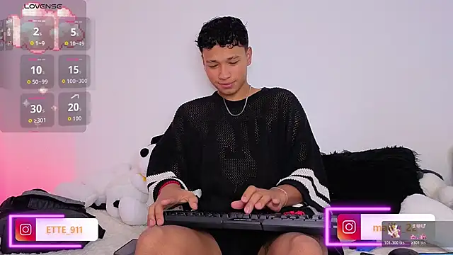 ETTE MOON online show from May 1, 10:48 pm