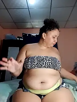 Marialae2735 online show from April 11, 3:27 pm