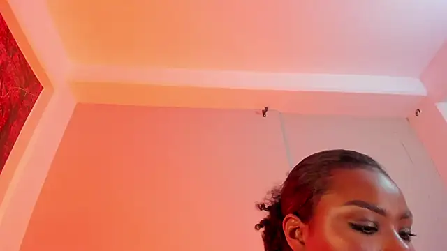 hugeboobs-ebony online show from April 13, 11:31 pm