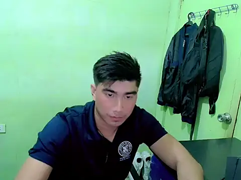 Hunkfireman online show from April 28, 12:53 am