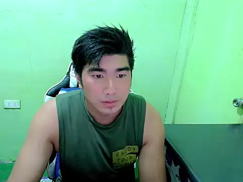 Snapshot of Hunkfireman chatting on June 30, 12:54 am Hunkfireman online show from June 30, 12:54 am