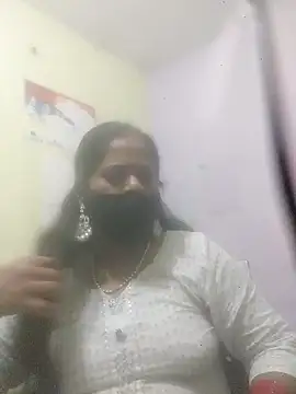 SEEMA 012 online show from April 13, 5:33 am