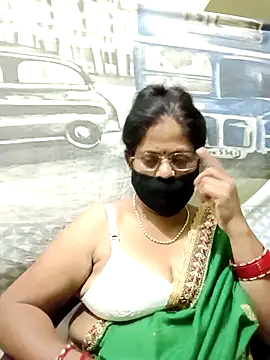 SEEMA 012 online show from April 18, 5:10 am