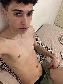 caiomateo online show from April 3, 5:14 am