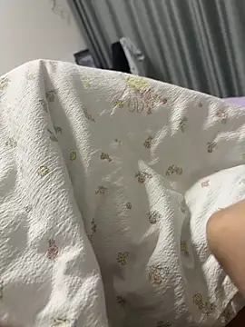 Snapshot of L7D8521 chatting on April 29, 7:09 pm L7D8521 online show from April 29, 7:09 pm