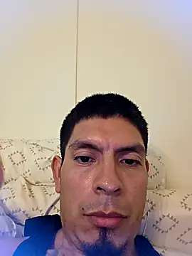 Mexijuicy4091 online show from April 3, 6:31 am
