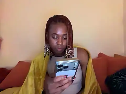 d7310d5 online show from April 3, 7:09 pm