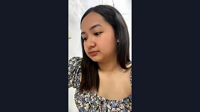 Snapshot of BirgitCelestino chatting on April 8, 4:25 am BirgitCelestino online show from April 8, 4:25 am