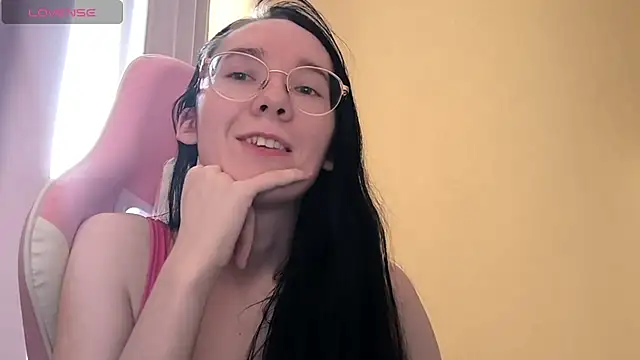 Aria Mur  online show from April 9, 1:40 am