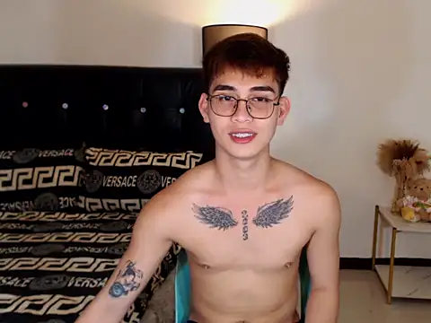 asianrimmerboy online show from April 3, 1:50 pm