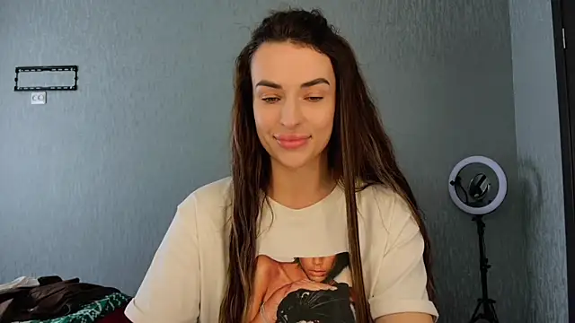 Kira  love1 online show from April 15, 9:15 am