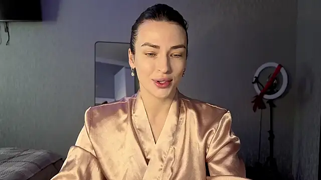 Snapshot of Kira__love1 chatting on May 17, 11:54 am Kira love1 online show from May 17, 11:54 am