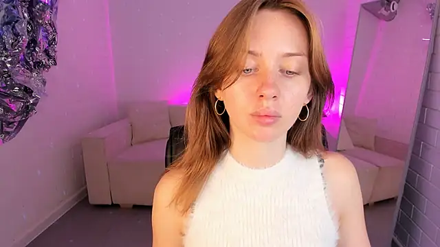 MeganClapp online show from May 26, 5:05 am