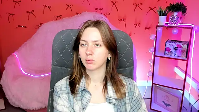 MeganClapp online show from May 9, 5:11 am