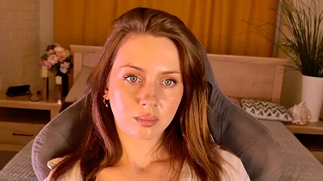 MeganClapp online show from April 23, 12:29 pm