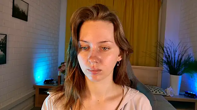 MeganClapp online show from April 23, 5:25 am
