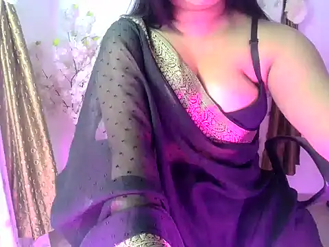 Rani 015 online show from April 5, 7:31 pm