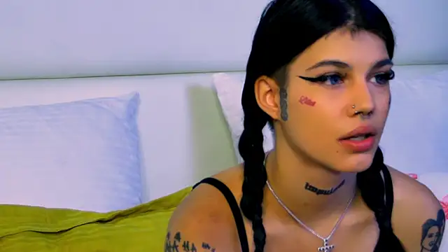 YasminnStorm online show from June 10, 4:24 am