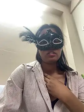 Snapshot of NaughtyTeena chatting on April 3, 12:11 pm NaughtyTeena online show from April 3, 12:11 pm