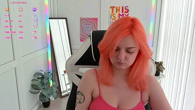 NightLeaf online show from May 26, 12:58 pm