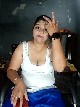 Snapshot of Riyashrma001 chatting on April 23, 7:37 pm Riyashrma001 online show from April 23, 7:37 pm