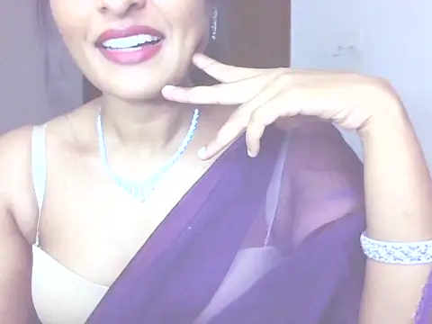 Snapshot of Sexy-Aishu chatting on April 5, 4:02 pm Sexy-Aishu online show from April 5, 4:02 pm