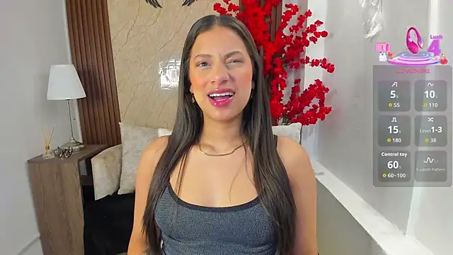 Snapshot of Atiena_ chatting on July 7, 11:36 am Atiena online show from July 7, 11:36 am