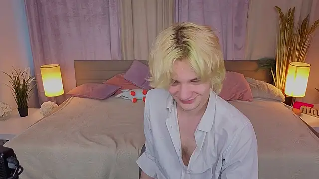 JameMilann online show from April 23, 6:20 am