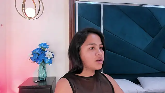 AprilMiiller online show from May 19, 1:07 pm
