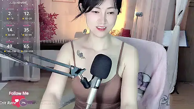 noomi-1111 online show from May 24, 1:55 pm