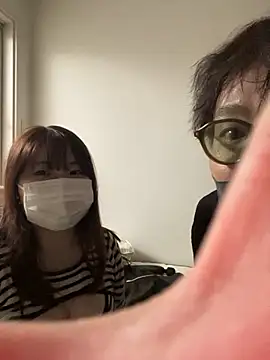 Snapshot of Yunon0202 chatting on April 15, 3:05 pm Yunon0202 online show from April 15, 3:05 pm