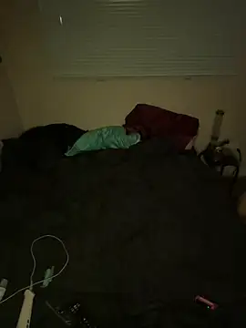 everythingyours online show from April 7, 12:40 pm