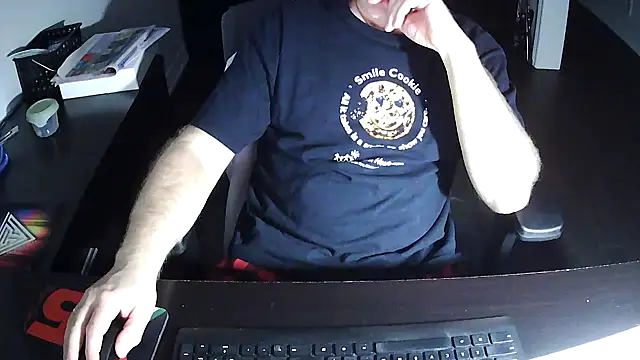 Shalun2000 online show from May 3, 3:00 am