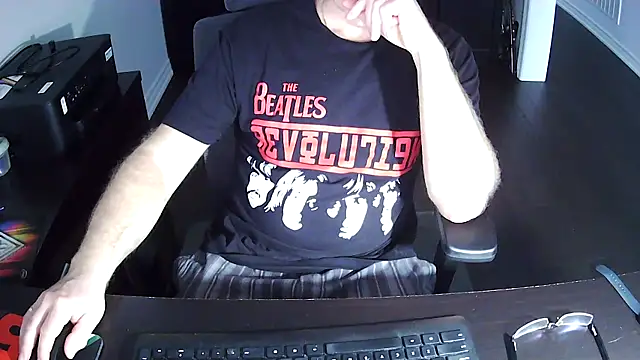 Shalun2000 online show from April 12, 1:03 pm