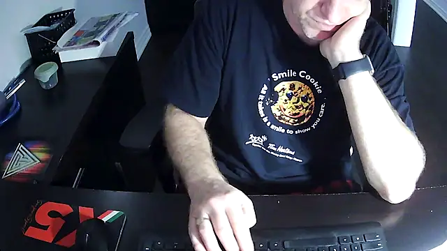Shalun2000 online show from May 3, 6:44 pm