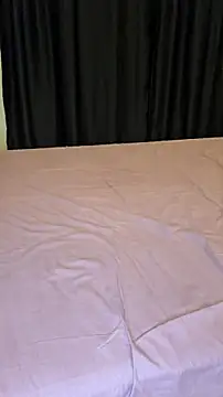 DoggyJasmine online show from June 28, 6:14 pm