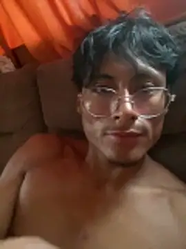 cachero0224 online show from April 8, 10:55 pm