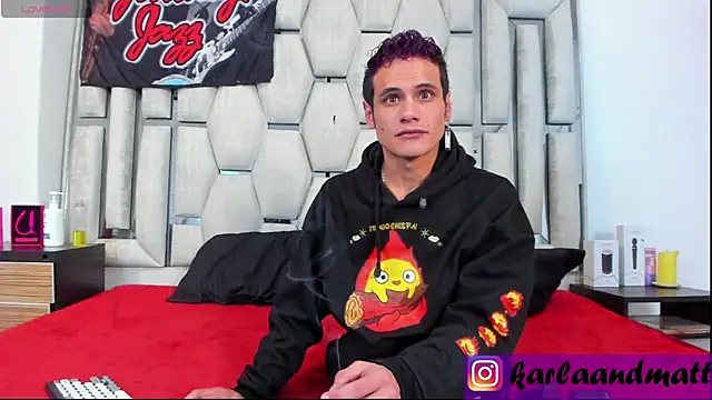 karlaandmatt online show from May 20, 5:48 am
