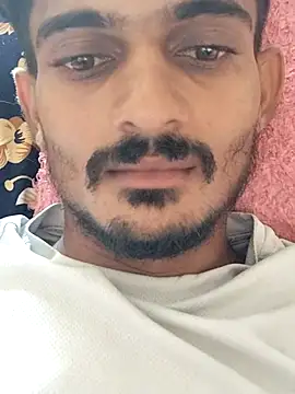 Snapshot of power_houseboy chatting on April 4, 10:00 am power houseboy online show from April 4, 10:00 am