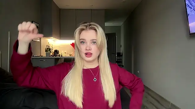 kirtova  online show from April 18, 9:11 am