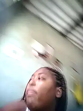 Snapshot of Fuegodulce chatting on April 3, 8:26 pm Fuegodulce online show from April 3, 8:26 pm