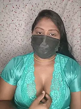 Romantic Woman online show from June 28, 6:03 pm