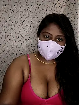 Romantic Woman online show from May 13, 6:26 pm