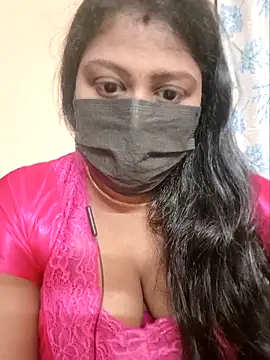 Romantic Woman online show from April 18, 2:08 pm