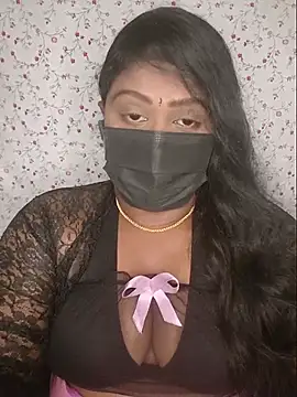 Romantic Woman online show from June 19, 6:03 pm