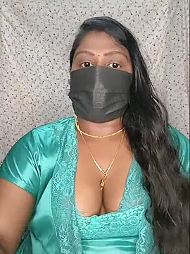 Romantic Woman online show from June 12, 6:49 pm
