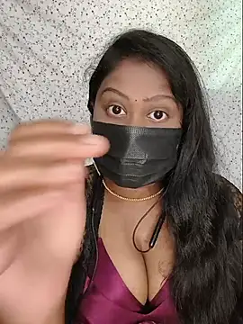Romantic Woman online show from May 24, 8:03 am