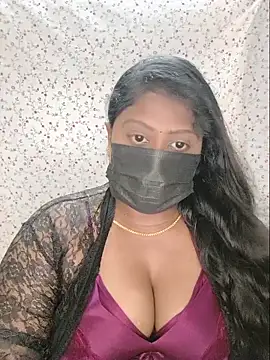 Romantic Woman online show from May 25, 6:50 pm