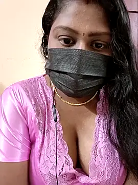 Romantic Woman online show from April 15, 6:01 pm